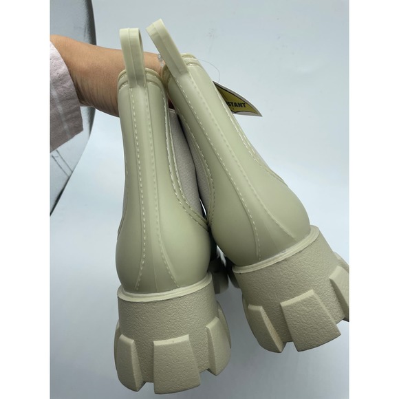 NWT Jeffrey Campbell Platform Lug Rainboots Chelsea Boot Size 7 Cream - Picture 12 of 14